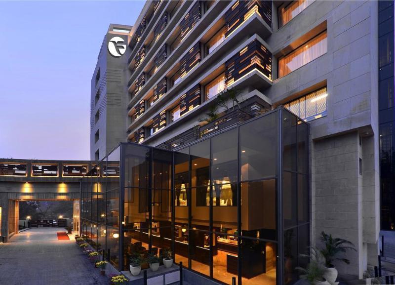 Fortune Sector 27, Noida - Member Itc Hotels' Group Екстер'єр фото