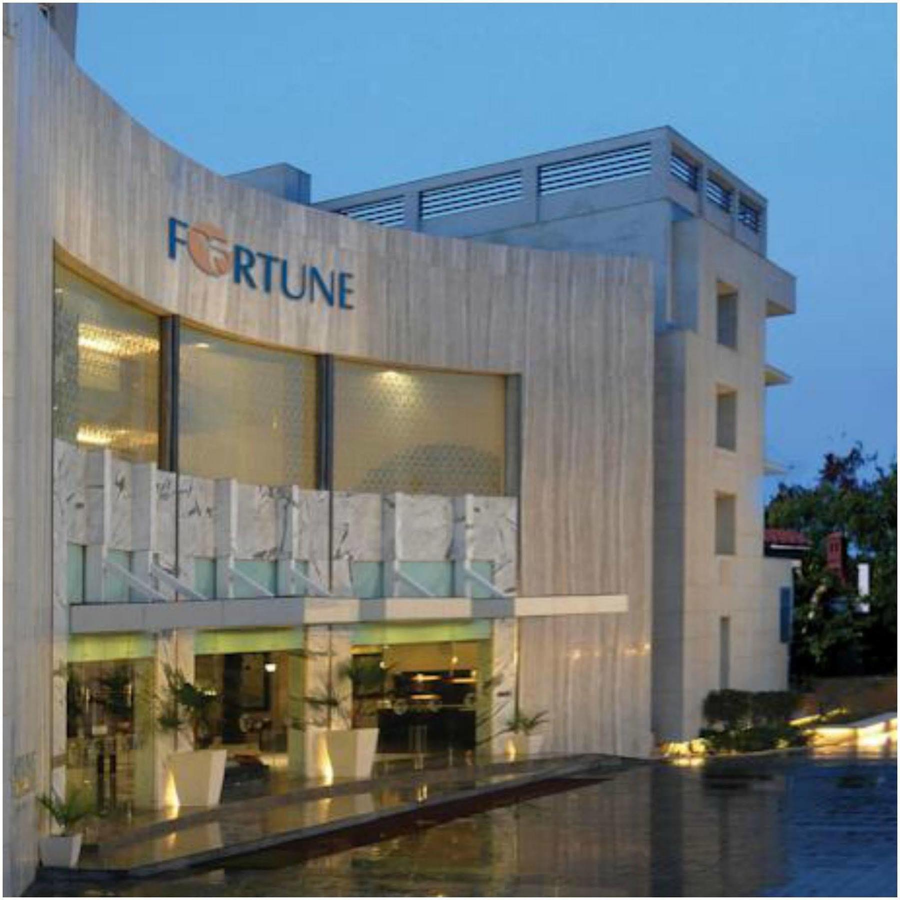 Fortune Sector 27, Noida - Member Itc Hotels' Group Екстер'єр фото